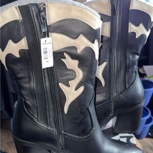 Torrid Black and Cream Western Boots